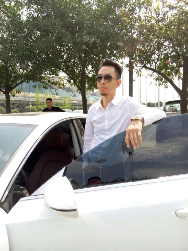 杨岳的第一张照片--连江婚介网