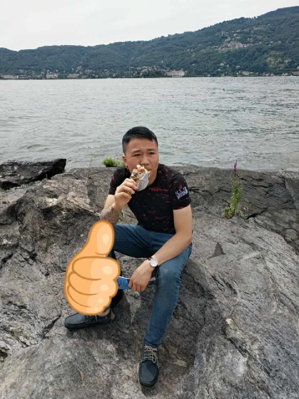 绚烂背后的平淡的第一张照片--连江婚介网