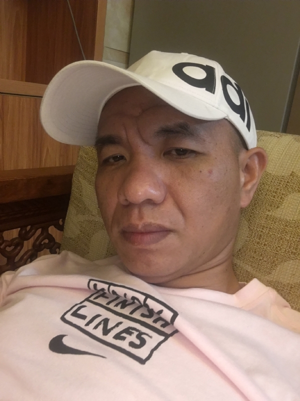 坚持到底的第一张照片--连江婚介网
