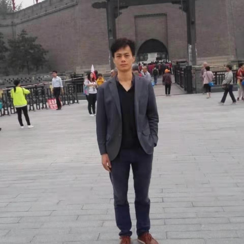 认真的第一张照片--连江婚介网