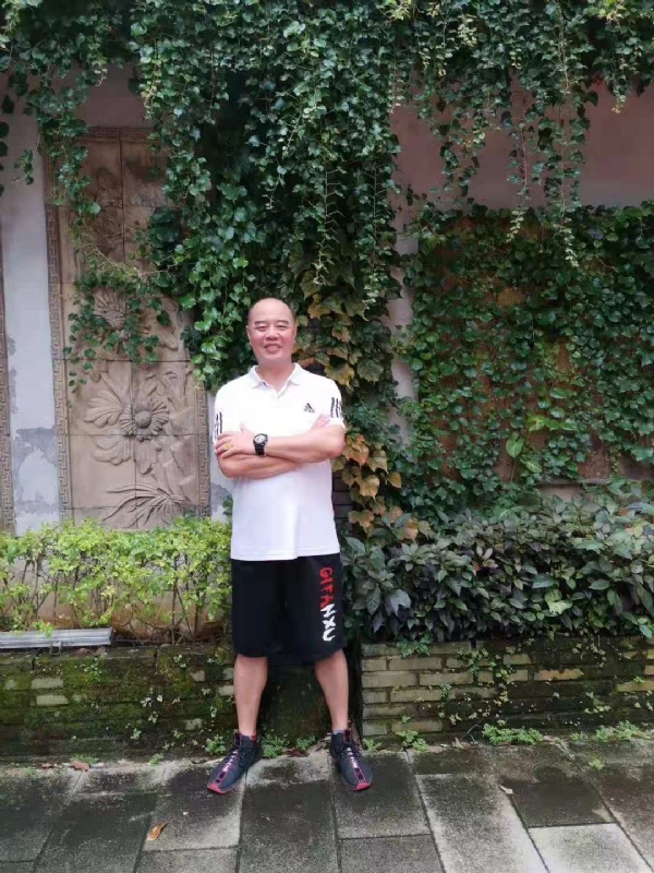 李国伟的第五张照片--连江婚介网
