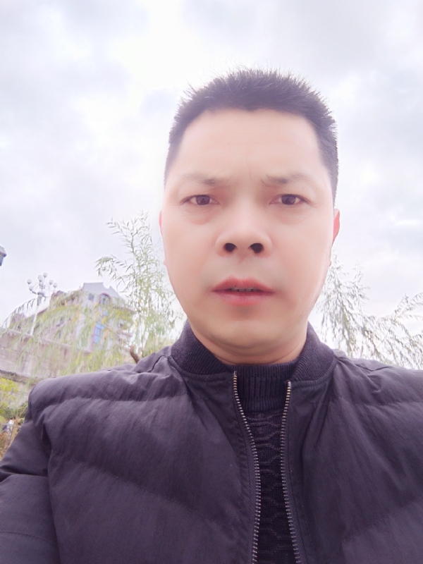随缘的第一张照片--连江婚介网