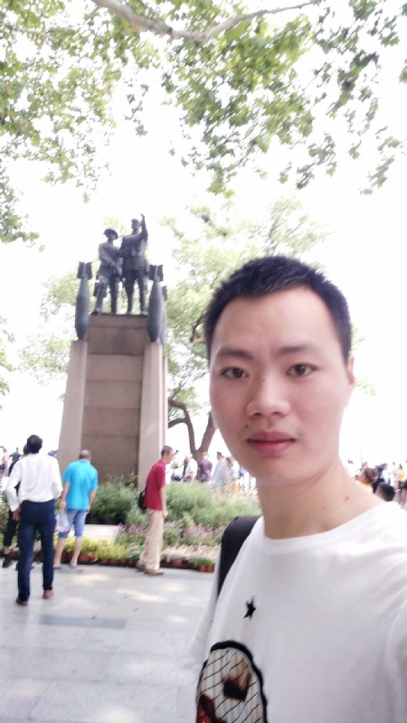 志东的第三张照片--连江婚介网