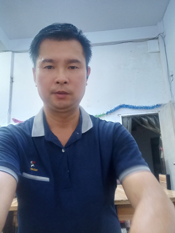 我是自强不息的第一张照片--连江婚介网