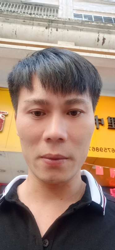 笑看人生的第一张照片--连江婚介网