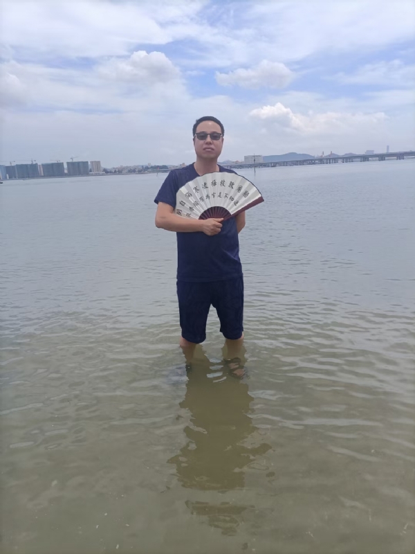 浪迹天涯的第一张照片--连江婚介网