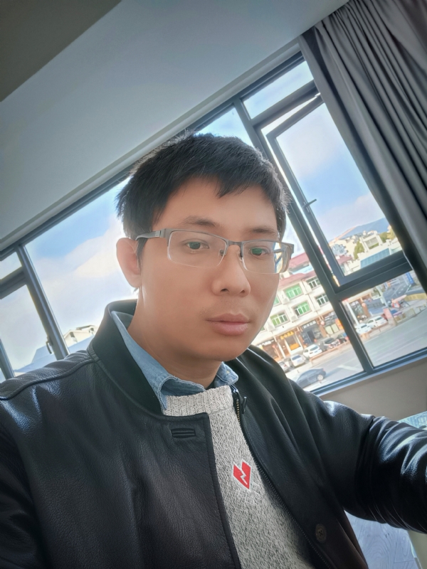 也许只是缺少一个拥抱的第二张照片--连江婚介网