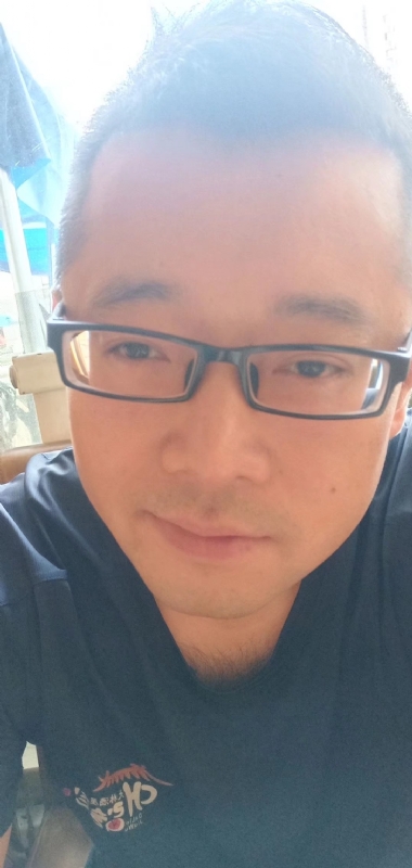 雅痞的第一张照片--连江婚介网