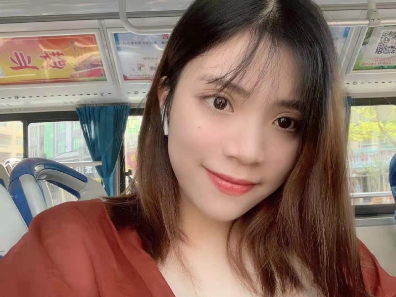 小眼睛的第一张照片--连江婚介网
