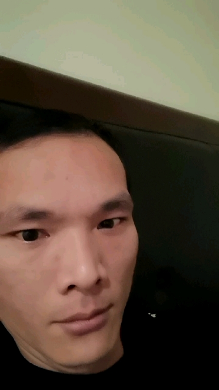 只影向谁去的第三张照片--连江婚介网