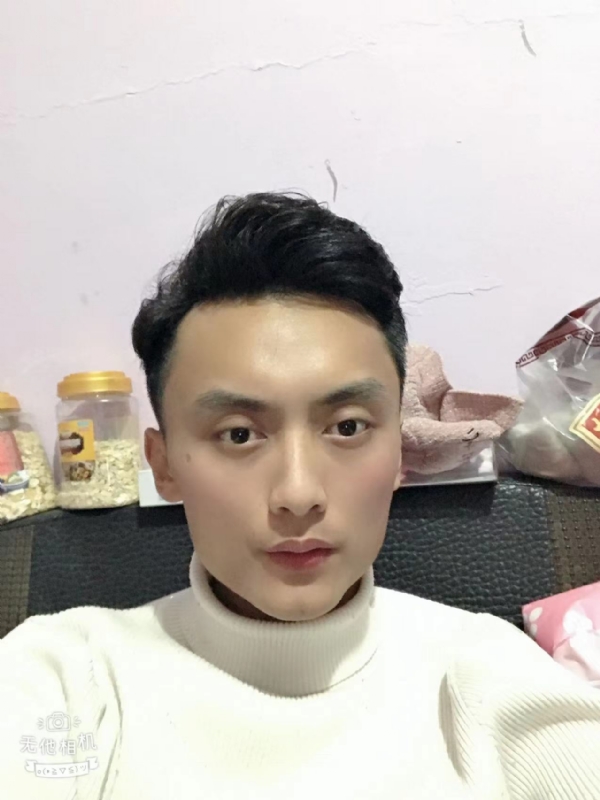 独孤一人的第一张照片--连江婚介网