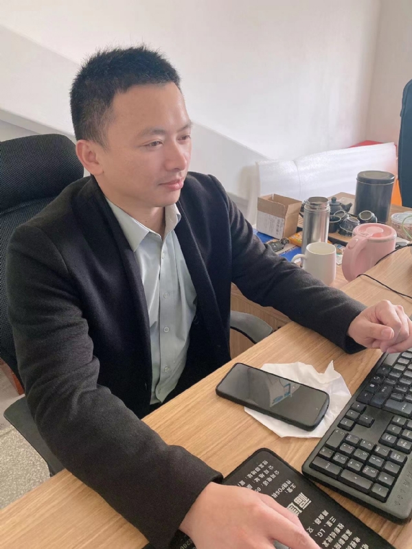 落叶知秋的第一张照片--连江婚介网