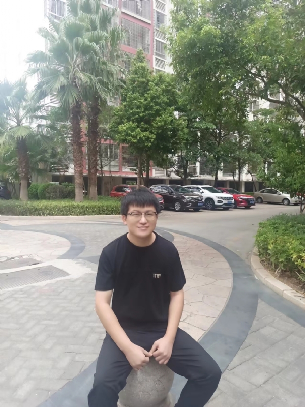 等闲的第三张照片--连江婚介网