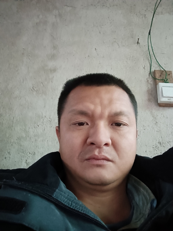 兰成龙的第二张照片--连江婚介网