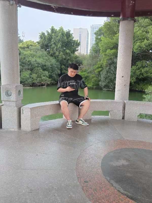 不善挽留的第二张照片--连江婚介网