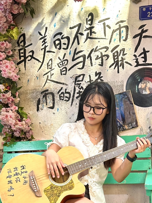 魔仙的第一张照片--连江婚介网